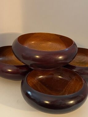 Set of 4 Round Wooden Serving Bowls - Deep Mahogany Finish